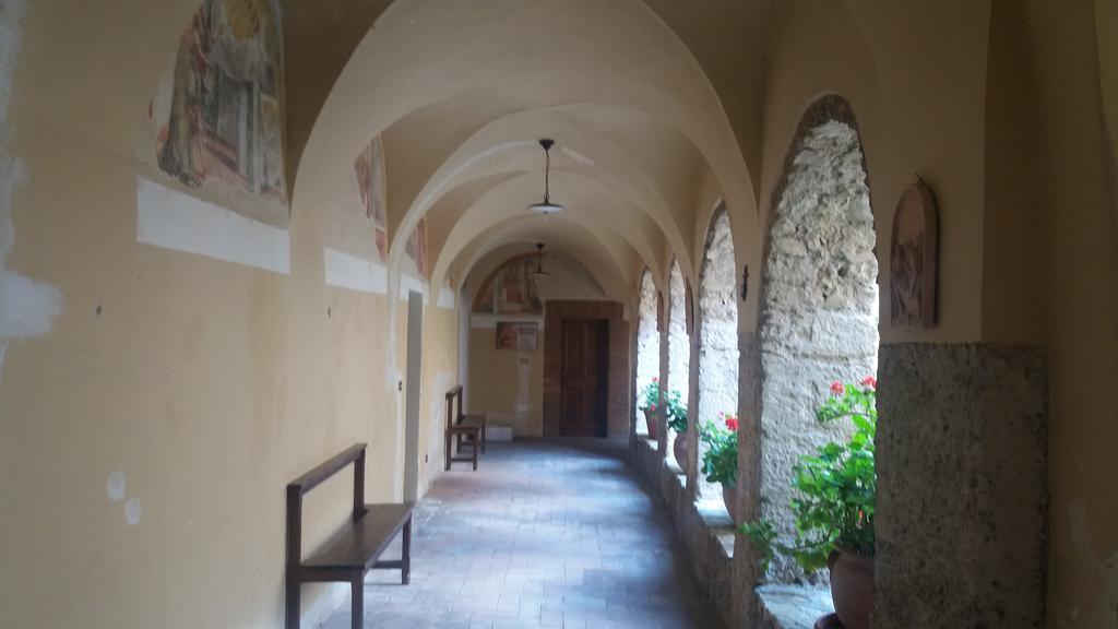 La Casetta Dei Desideri Poggio Bustone Екстер'єр фото