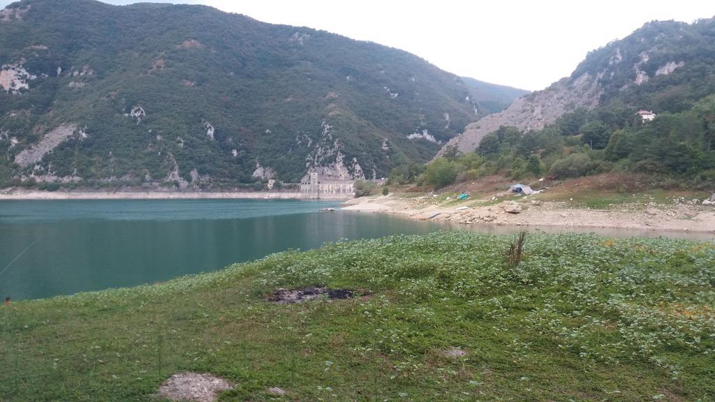 La Casetta Dei Desideri Poggio Bustone Екстер'єр фото